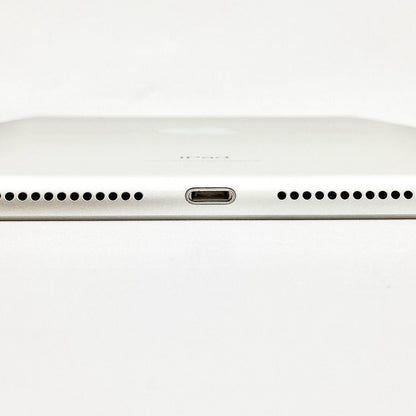 【全額返金保証】【最速発送】Apple iPad iPad 10.2インチ 第9世代 64GB シルバー Wi-Fi 動作確認済