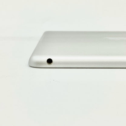 【全額返金保証】【最速発送】Apple iPad iPad 10.2インチ 第9世代 64GB シルバー Wi-Fi 動作確認済