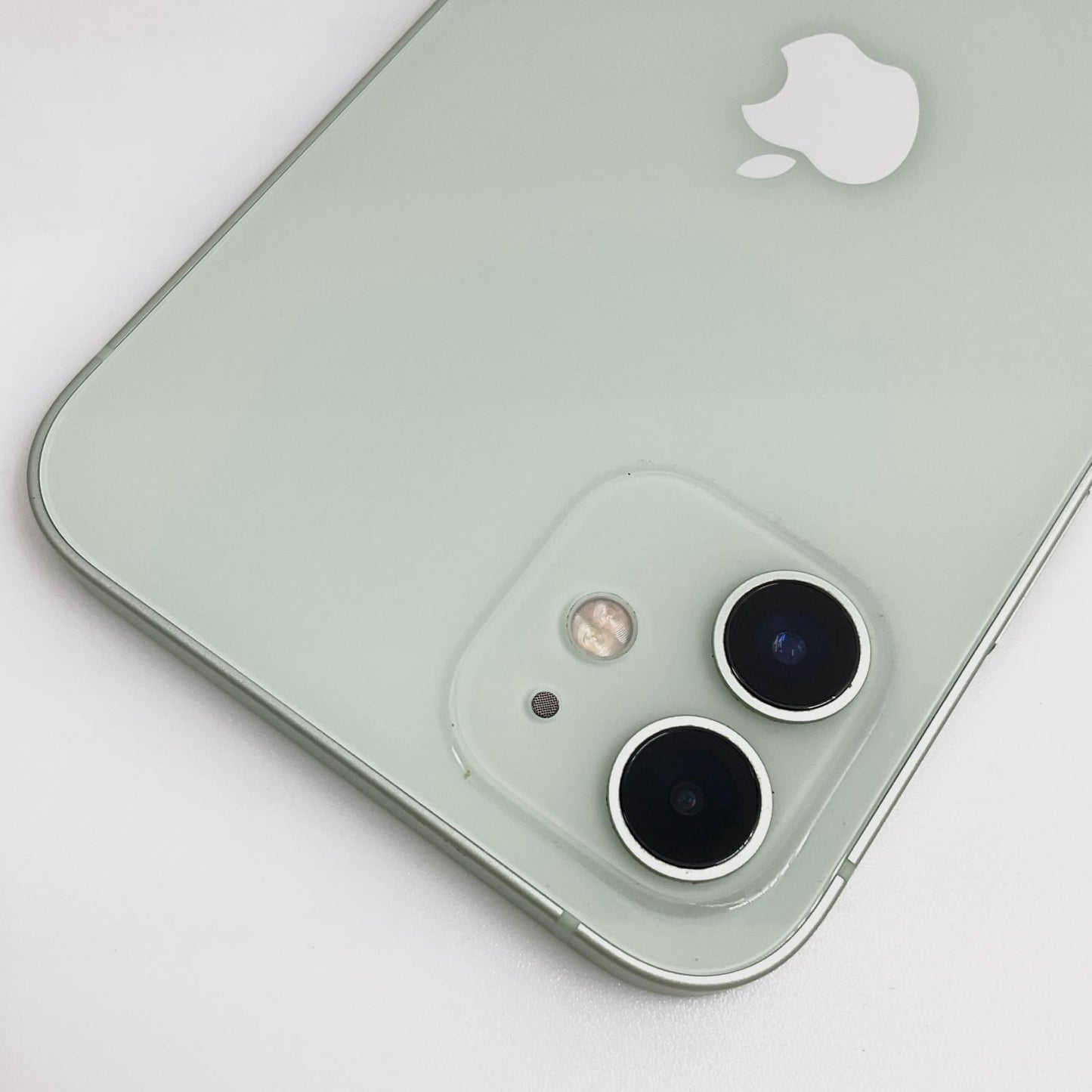 【全額返金保証】【最速発送】Apple iPhone iPhone 12 64GB グリーン au 白ロム 動作確認済 84%