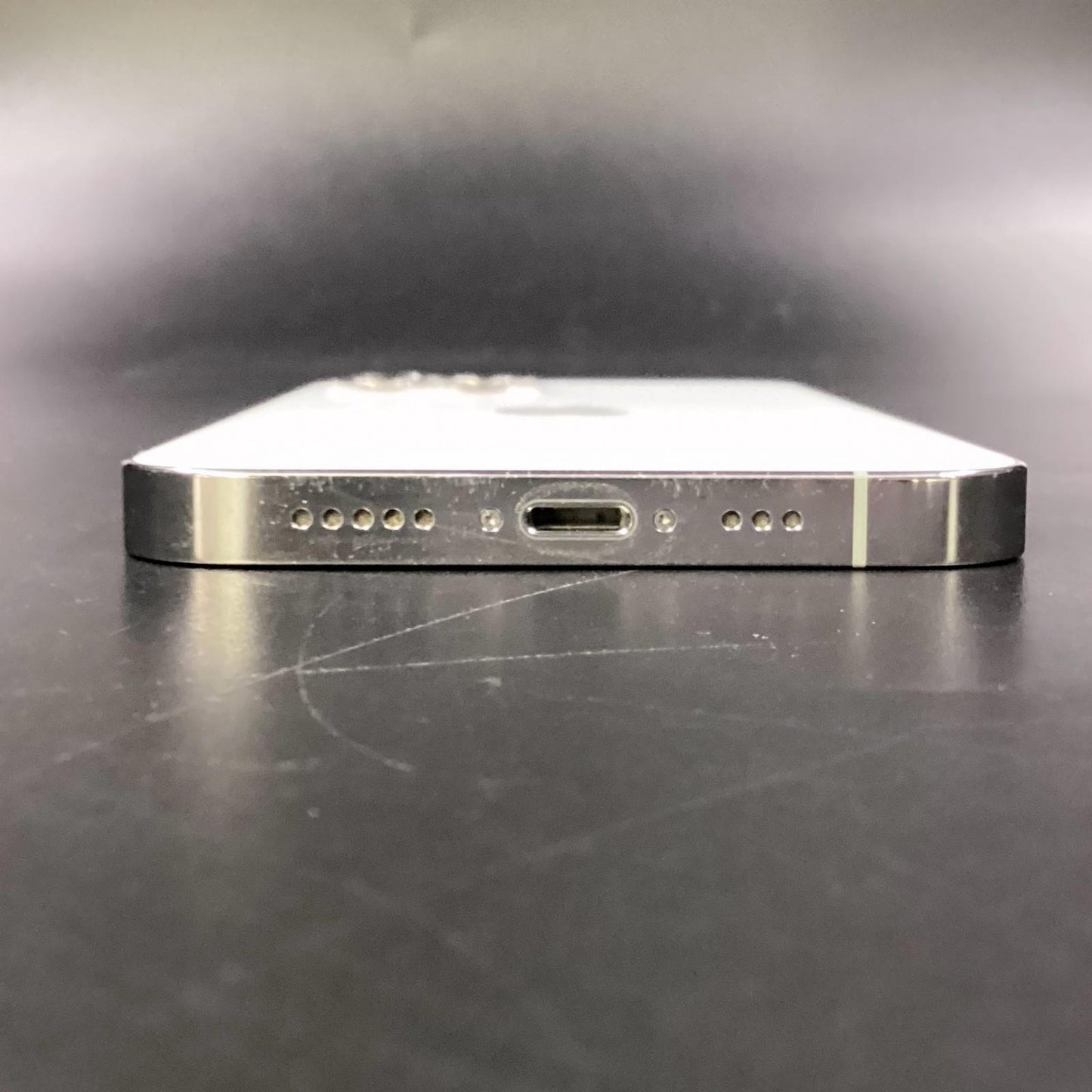 【全額返金保証】【最速発送】Apple iPhone iPhone 12 Pro 128GB シルバー docomo 白ロム 動作確認済 80%