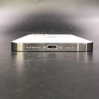 【全額返金保証】【最速発送】Apple iPhone iPhone 12 Pro 128GB シルバー docomo 白ロム 動作確認済 80%