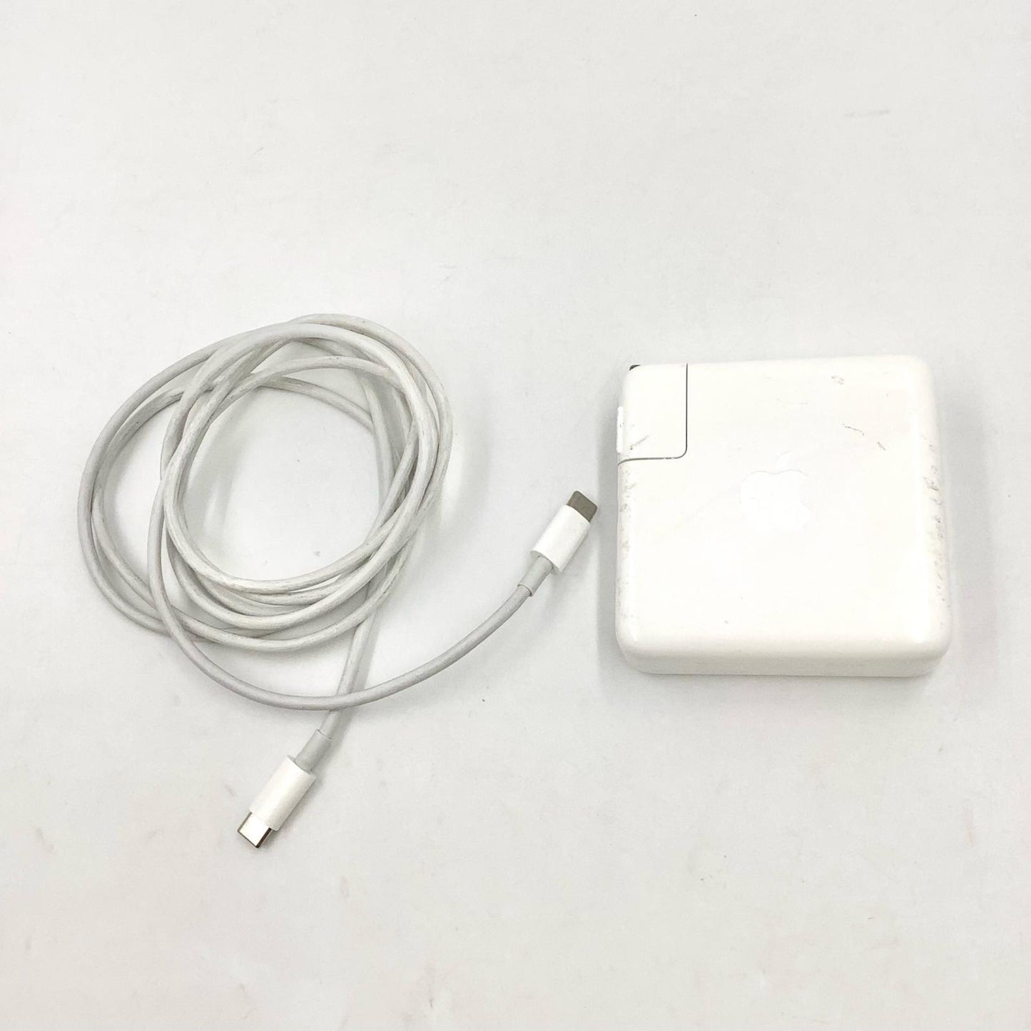 【全額返金保証】【最速発送】Apple MacBook Pro Pro 16インチ 2019 2.3 GHz 8コア Intel Core i9 16GB SSD 1TB スペースグレイ 動作確認済