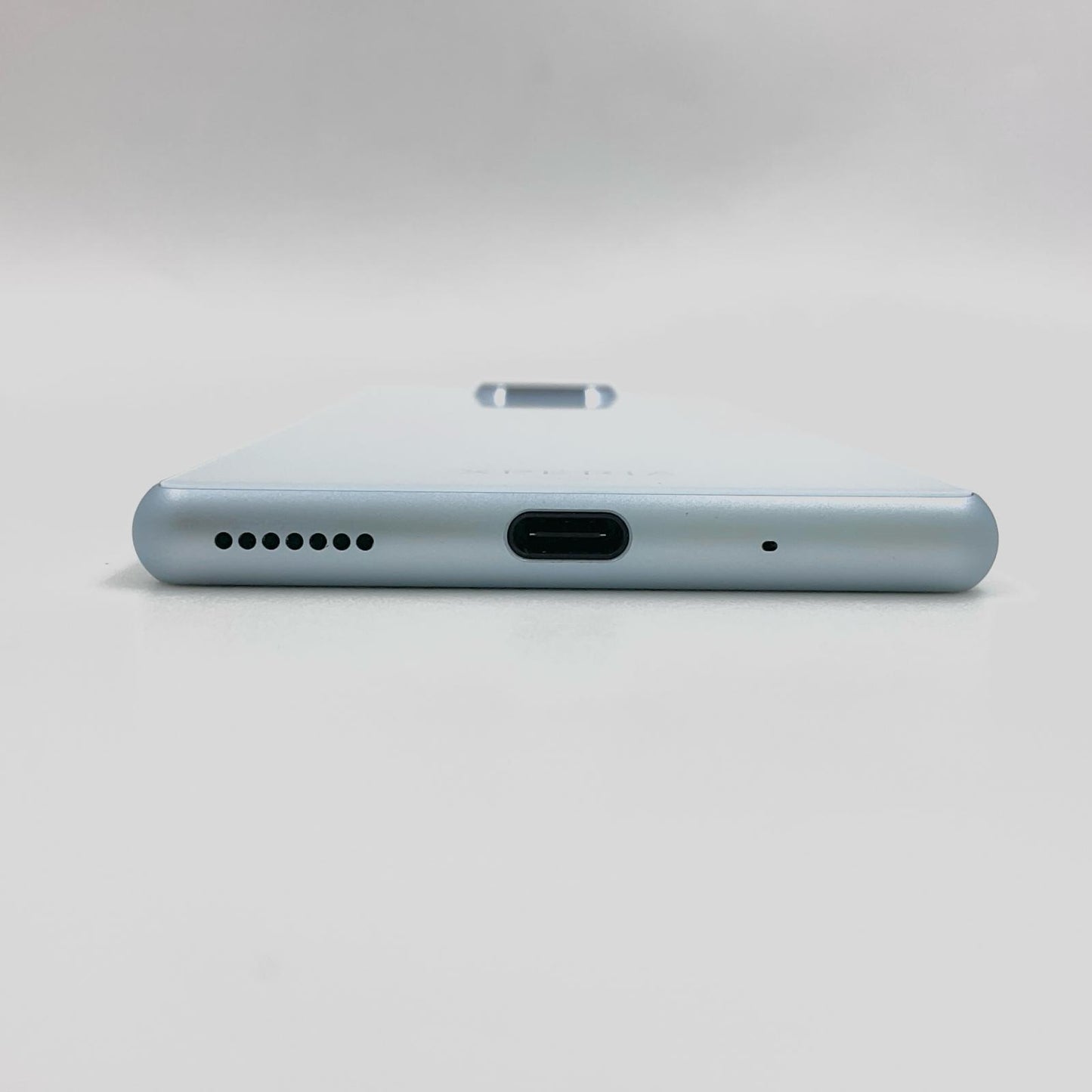 【全額返金保証】【最速発送】Sony Xperia 8 64GB ブルー au SOV42 白ロム 動作確認済