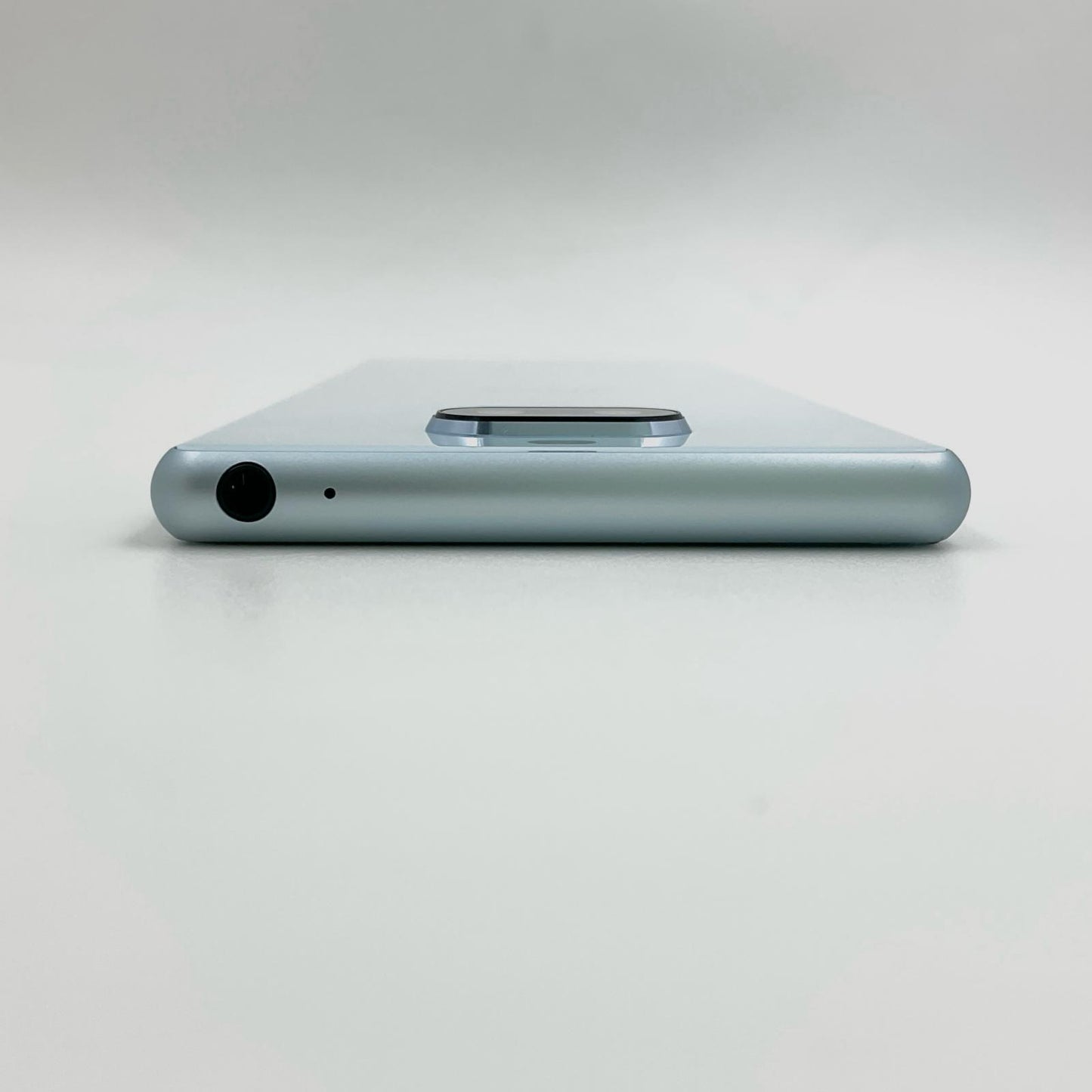 【全額返金保証】【最速発送】Sony Xperia 8 64GB ブルー au SOV42 白ロム 動作確認済