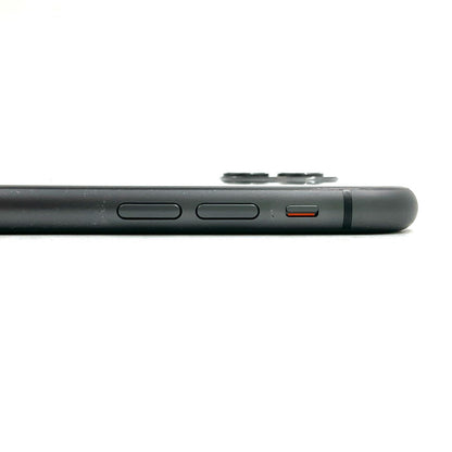 【全額返金保証】【最速発送】Apple iPhone iPhone 11 64GB ブラック docomo 白ロム 動作確認済 87%