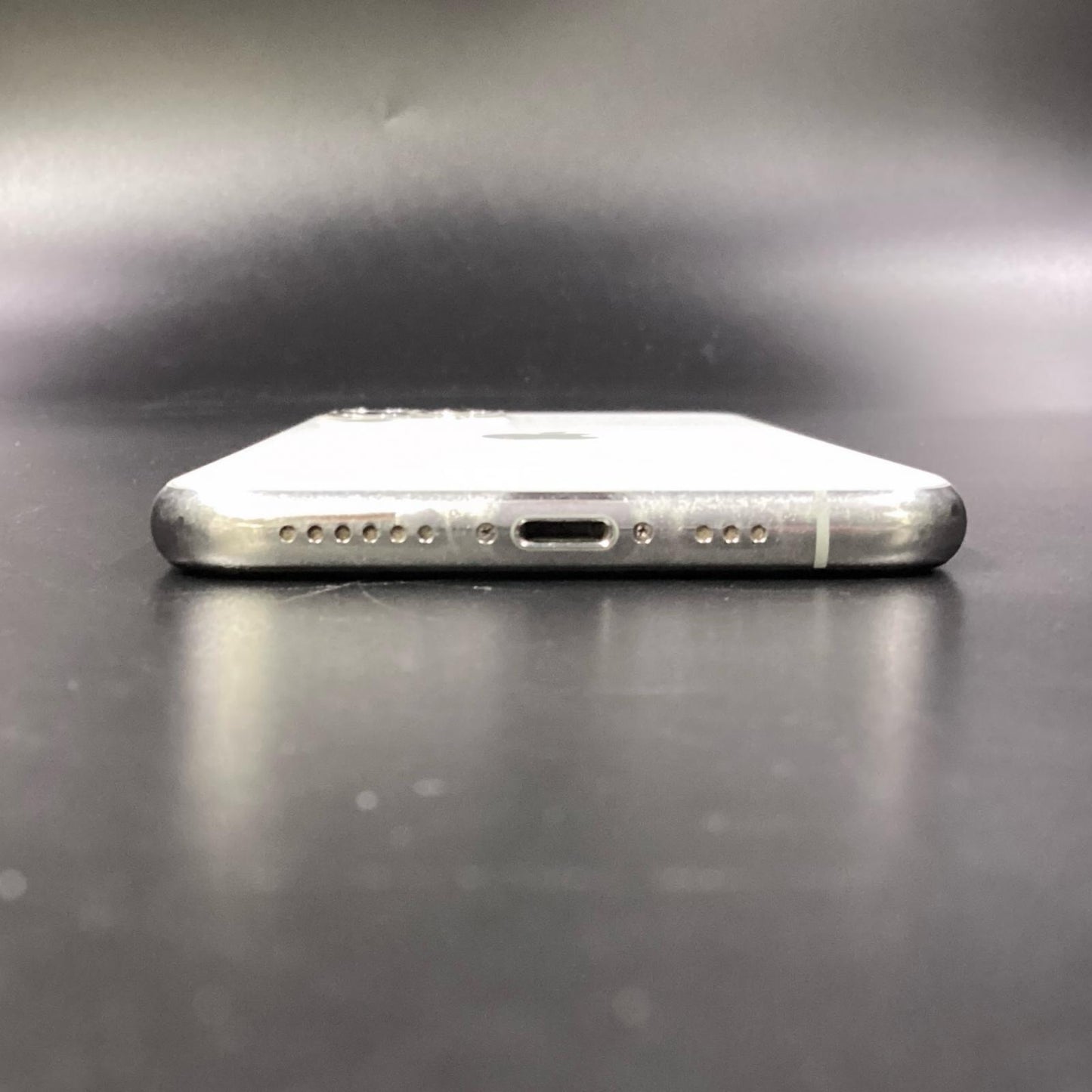 【全額返金保証】【最速発送】Apple iPhone iPhone 11 Pro 256GB シルバー Softbank 白ロム 動作確認済 82%
