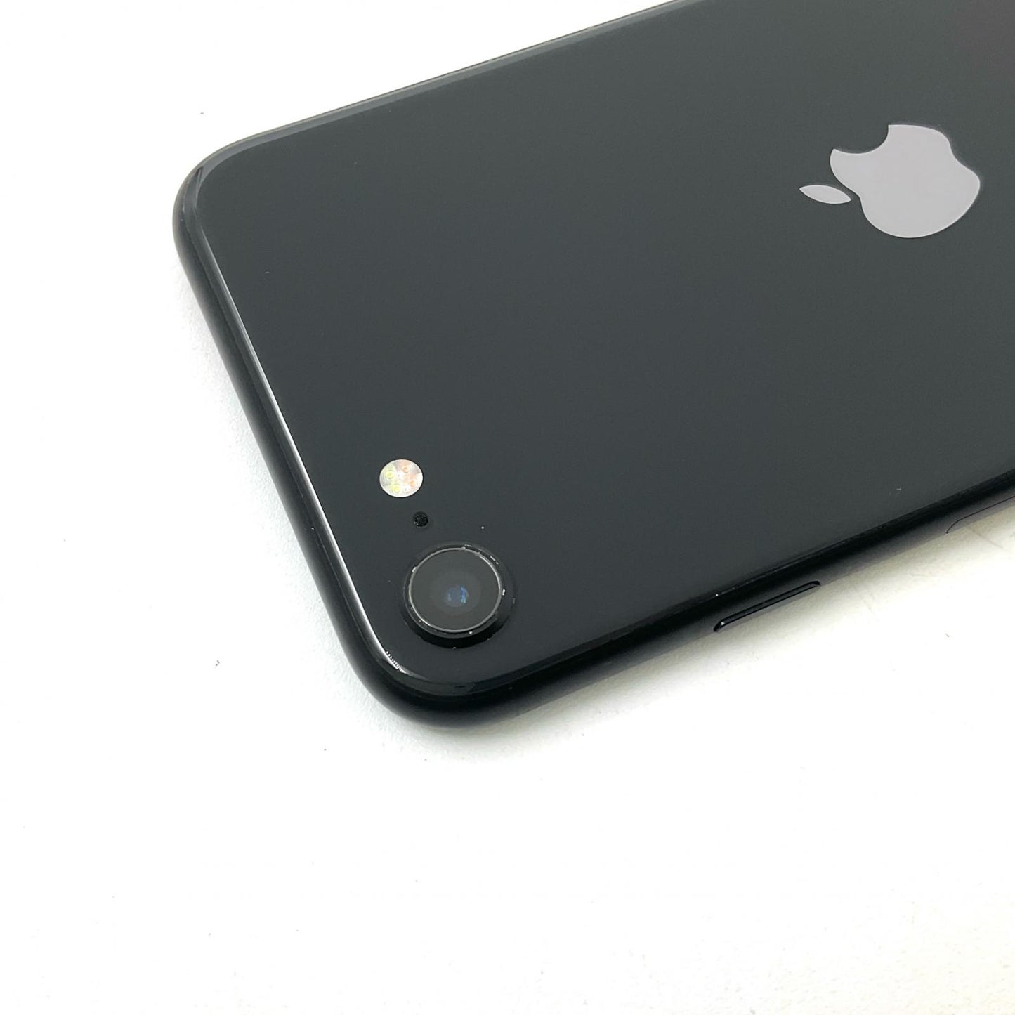 【全額返金保証】【最速発送】Apple iPhone iPhone SE（第2世代） 128GB ブラック Softbank 白ロム 動作確認済 82%