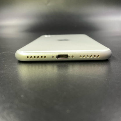 【全額返金保証】【最速発送】Apple iPhone iPhone SE（第2世代） 128GB ホワイト SIMフリー 白ロム 動作確認済 74%