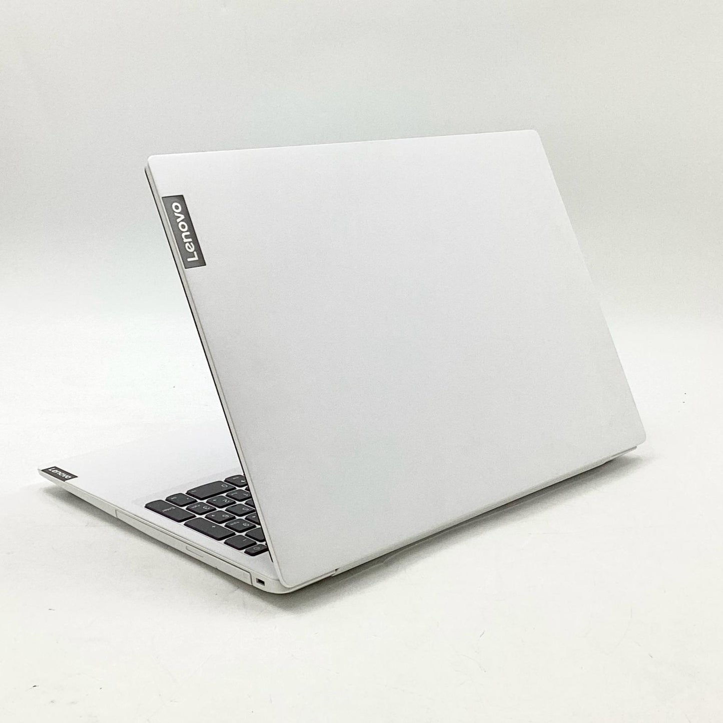 【全額返金保証】【最速発送】Lenovo IDEAPAD L340-15API 81LW AMD Ryzen 3 3200U with Radeon Vega Mobile Gfx 2.60GHz 8GB SSD 256GB 90.1% 動作確認済