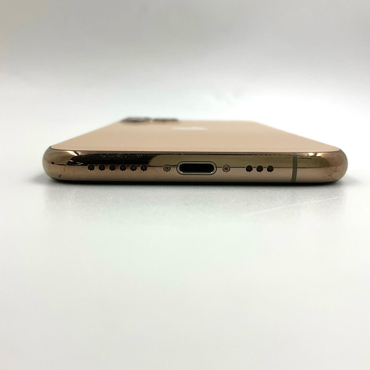 【最速発送】Apple iPhone iPhone 11 Pro 256GB ゴールド docomo 白ロム【難有】 77%