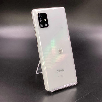 【全額返金保証】【最速発送】SAMSUNG Galaxy A51 5G 128GB プリズム ブリックス ホワイト au SCG07 白ロム 動作確認済