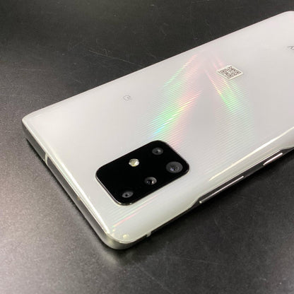 【全額返金保証】【最速発送】SAMSUNG Galaxy A51 5G 128GB プリズム ブリックス ホワイト au SCG07 白ロム 動作確認済