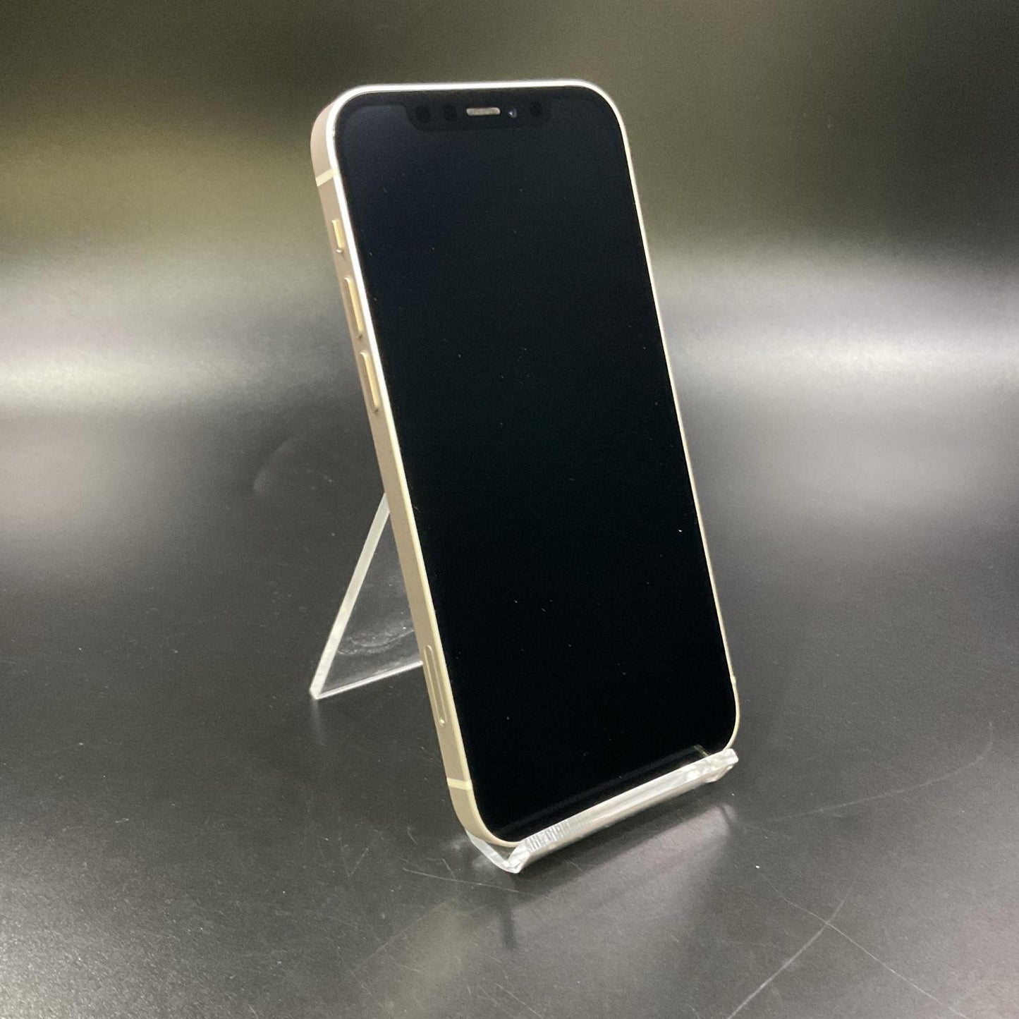 【全額返金保証】【最速発送】Apple iPhone iPhone 12 64GB ホワイト docomo 白ロム 動作確認済 77%
