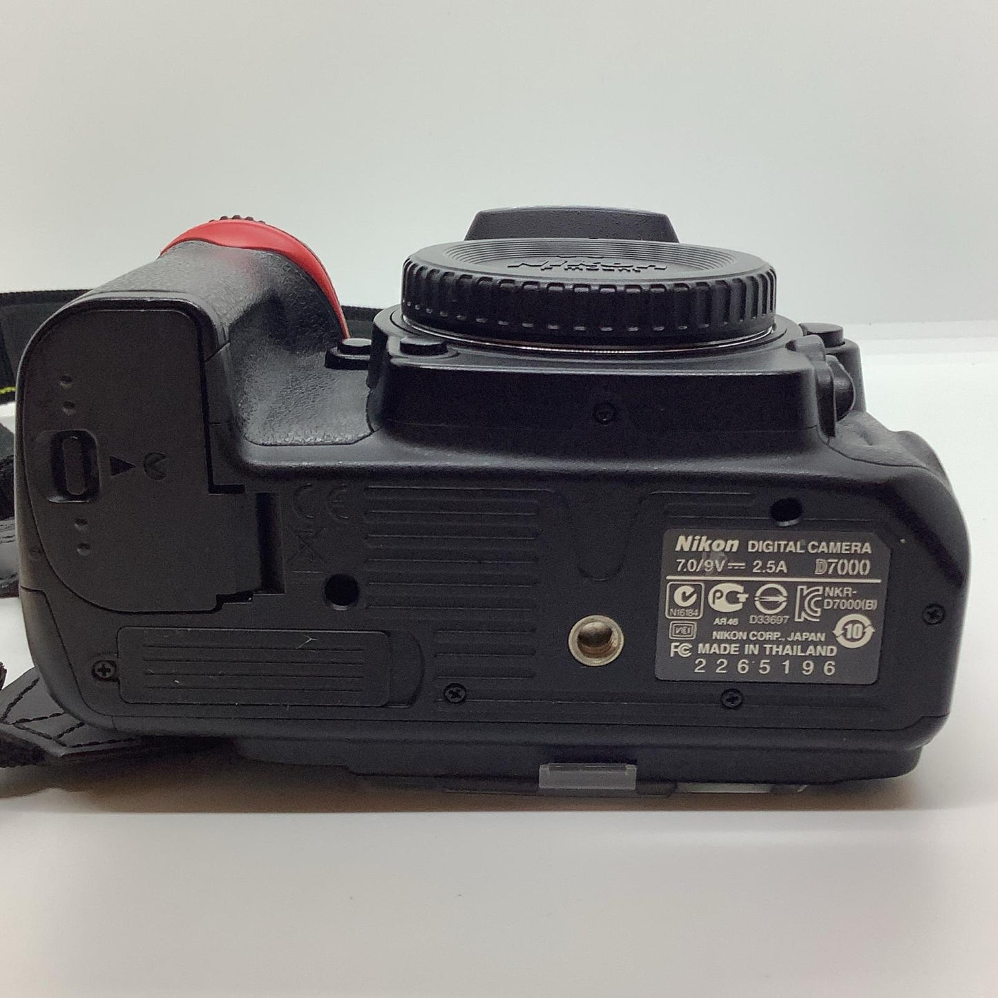 【全額返金保証】【最速発送】Nikon デジタル一眼 D7000 ボディ ブラック 動作確認済