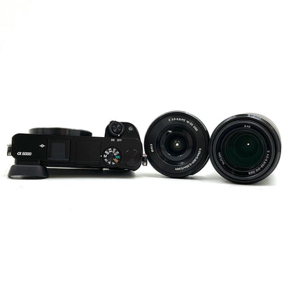 【全額返金保証】【最速発送】Sony デジタル一眼 α6000 ILCE-6000Y ダブルズームレンズキット ブラック 美品 動作確認済
