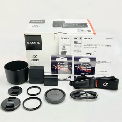 【全額返金保証】【最速発送】Sony デジタル一眼 α6000 ILCE-6000Y ダブルズームレンズキット ブラック 美品 動作確認済