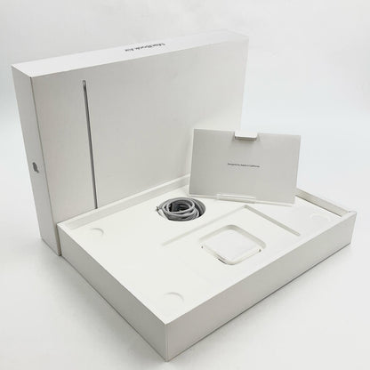 【全額返金保証】【最速発送】Apple MacBook Air 13.6インチ 2024 Apple M3 8GB SSD 256GB スペースグレイ 100% 超美品 動作確認済