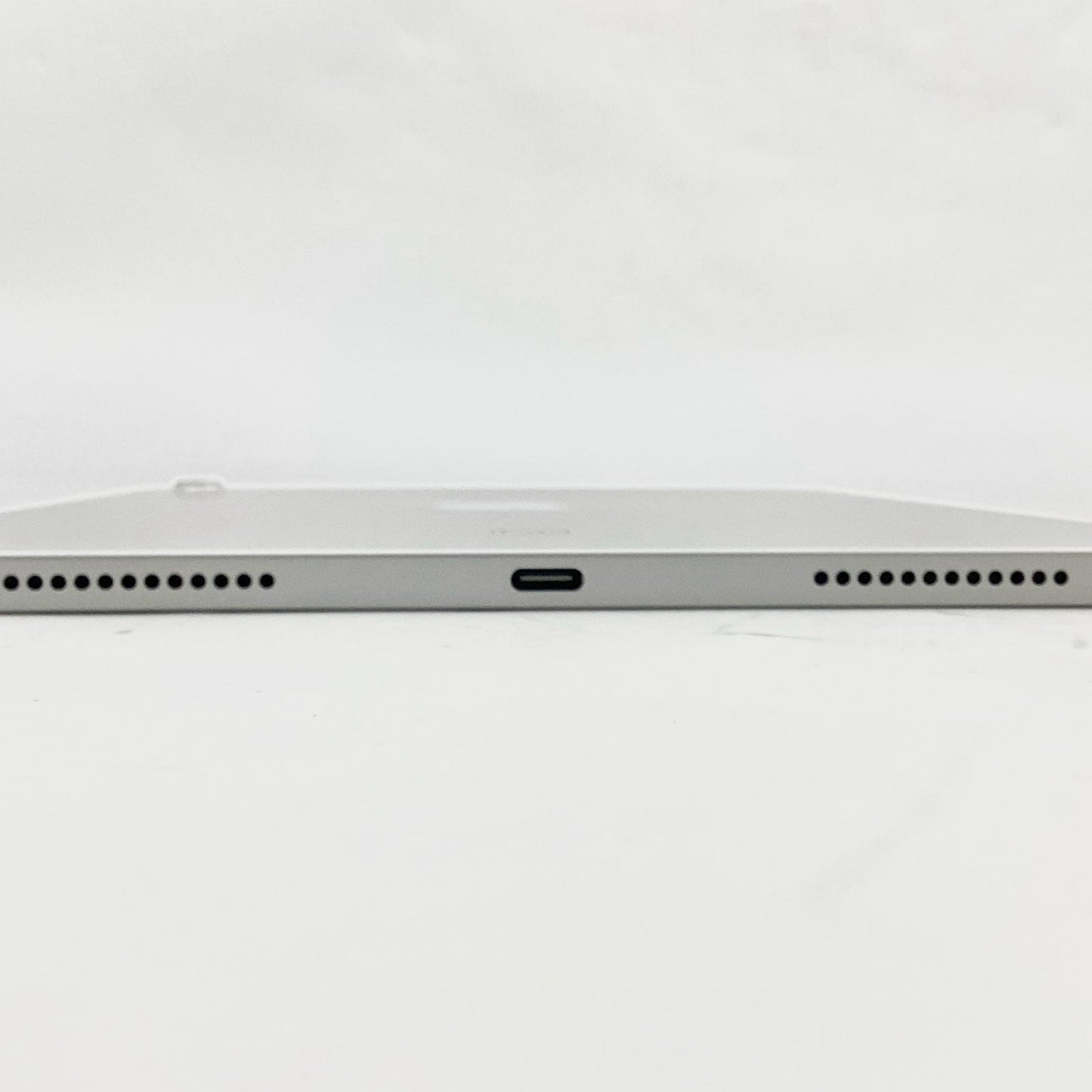 【全額返金保証】【最速発送】Apple iPad iPad 10.9インチ 第10世代 64GB シルバー Wi-Fi 超美品 動作確認済