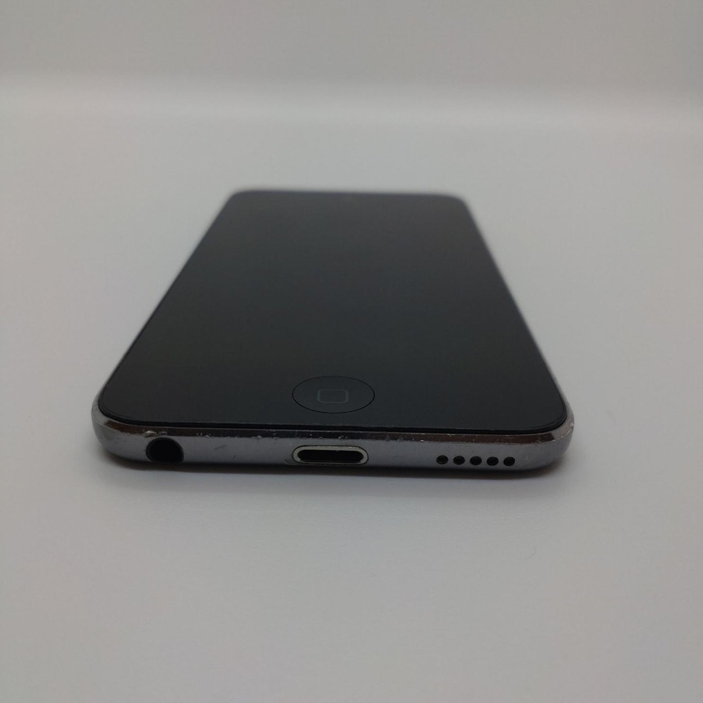 【全額返金保証】【最速発送】Apple iPod CCQLLE63FMf 動作確認済