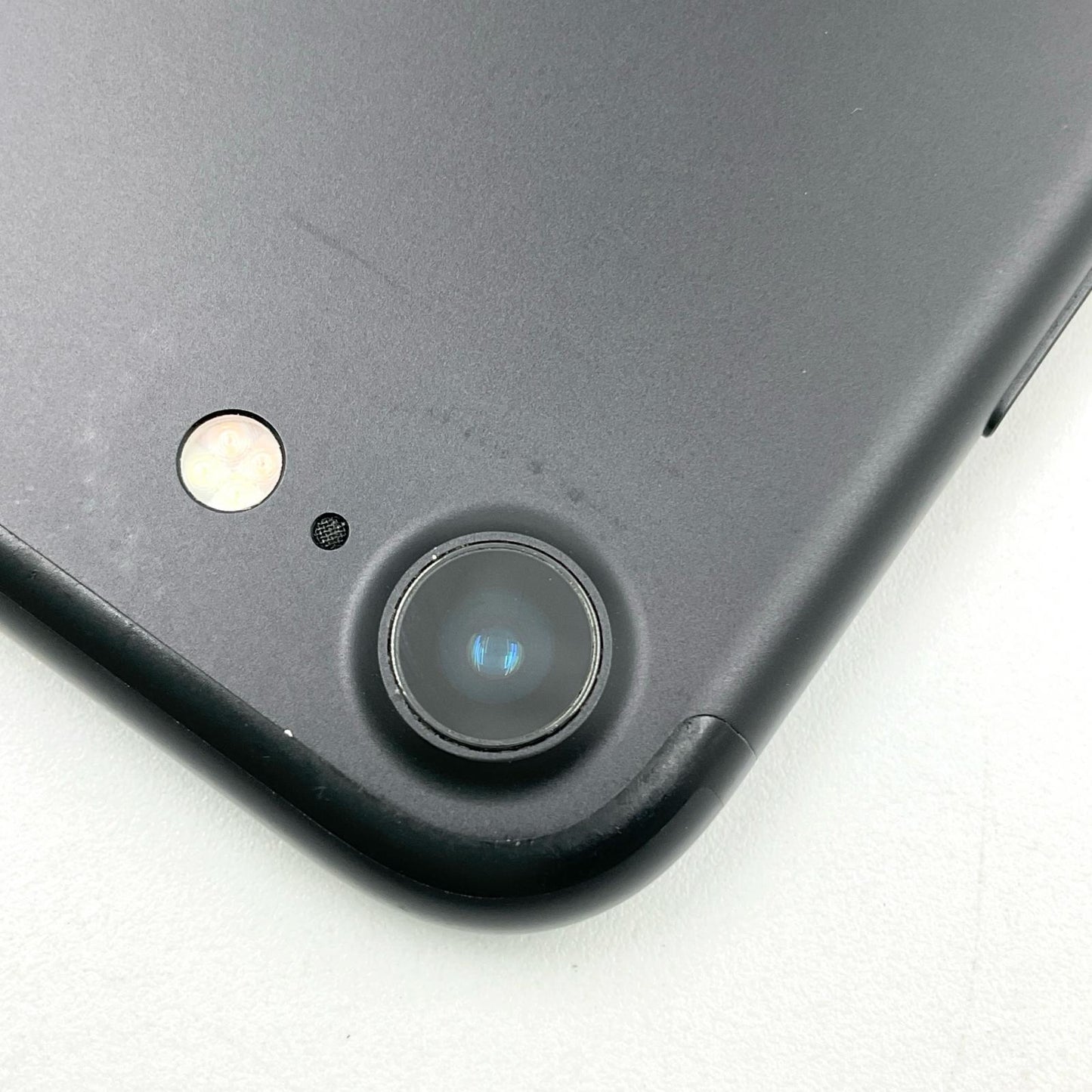 【全額返金保証】【最速発送】Apple iPhone iPhone 7 32GB ブラック docomo 白ロム 動作確認済 78%