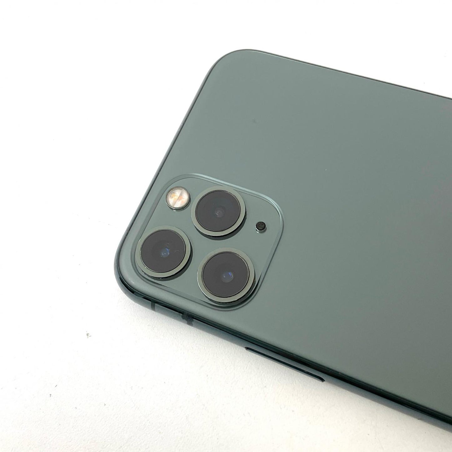 【全額返金保証】【最速発送】Apple iPhone iPhone 11 Pro 256GB ミッドナイトグリーン Softbank 白ロム 動作確認済 75%