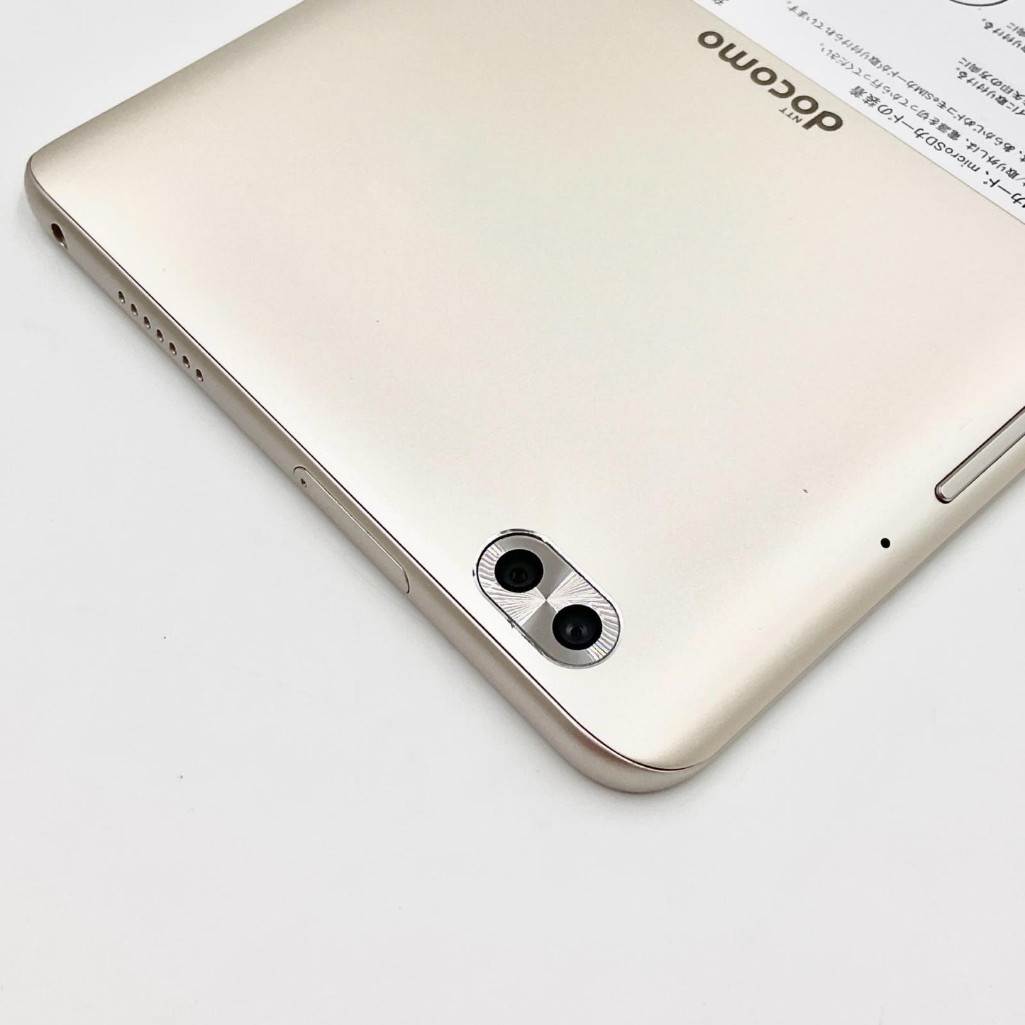 【全額返金保証】【最速発送】Huawei dtab docomo 8インチ 動作確認済