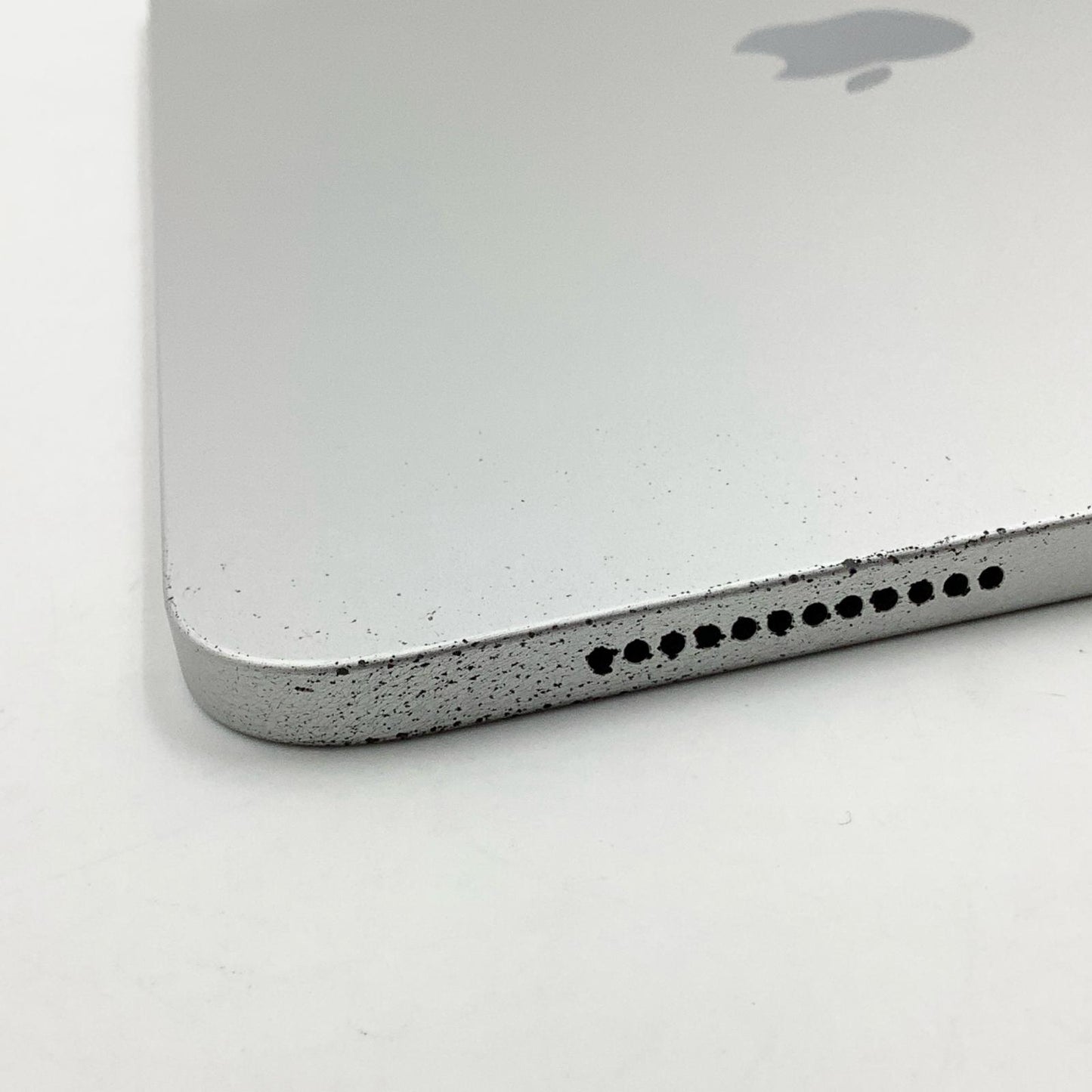 【全額返金保証】【最速発送】Apple iPad iPad 11世代 11インチ 128GB シルバー Wi-Fi 動作確認済