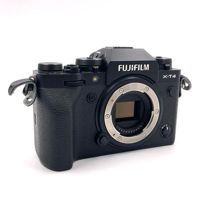 【全額返金保証】【最速発送】FUJIFILM デジタル一眼 X-T4 ボディ ブラック 美品 動作確認済