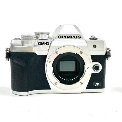 【全額返金保証】【最速発送】OLYMPUS デジタル一眼 OM-D E-M10 Mark IV EZダブルズームキット シルバー 美品 動作確認済