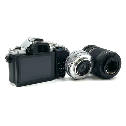 【全額返金保証】【最速発送】OLYMPUS デジタル一眼 OM-D E-M10 Mark IV EZダブルズームキット シルバー 美品 動作確認済