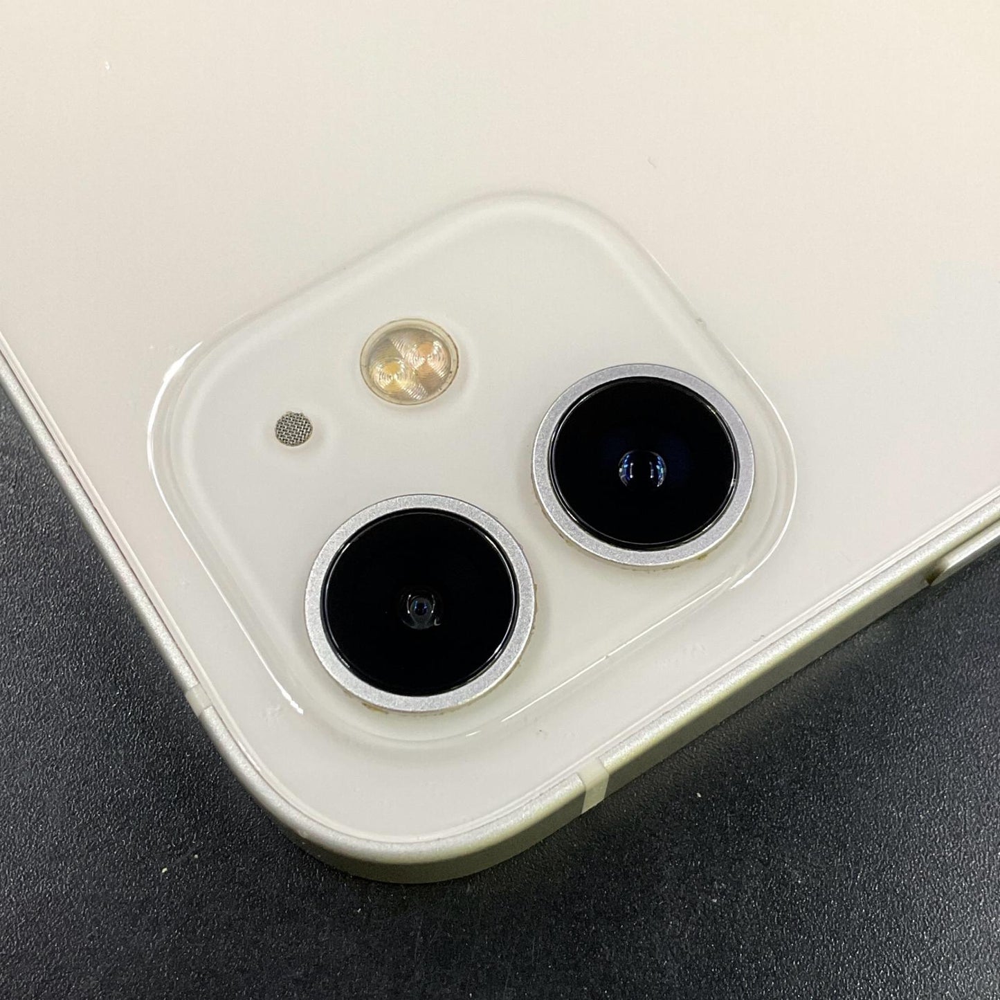 【全額返金保証】【最速発送】Apple iPhone iPhone 12 64GB ホワイト Softbank SIMフリー 白ロム 動作確認済 83%