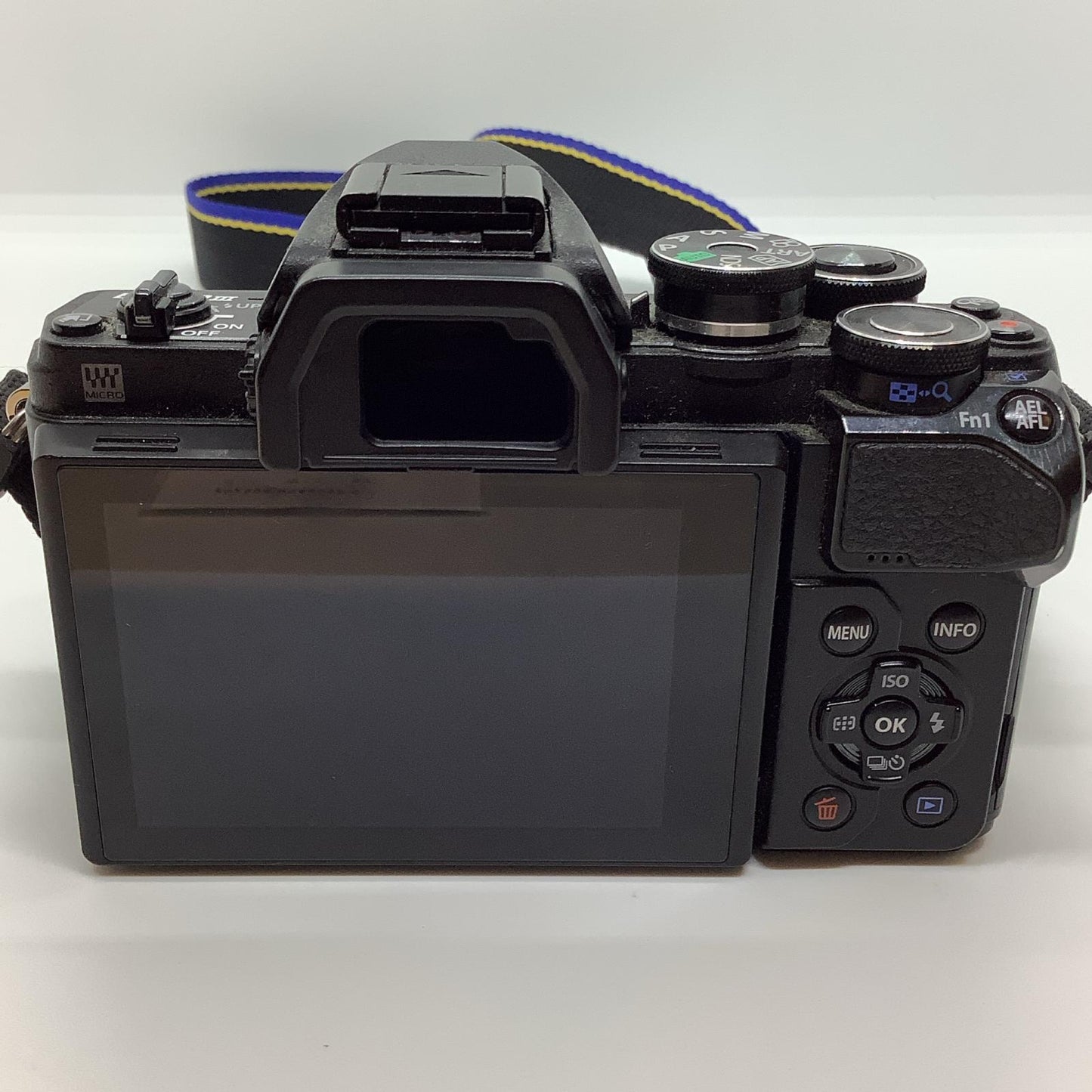 【全額返金保証】【最速発送】OLYMPUS デジタル一眼 OLYMPUS OM-D E-M10 Mark III ボディ ブラック 動作確認済