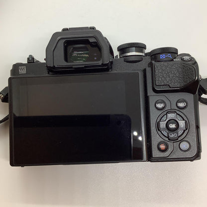 【全額返金保証】【最速発送】OLYMPUS デジタル一眼 OLYMPUS OM-D E-M10 Mark III ボディ ブラック 動作確認済