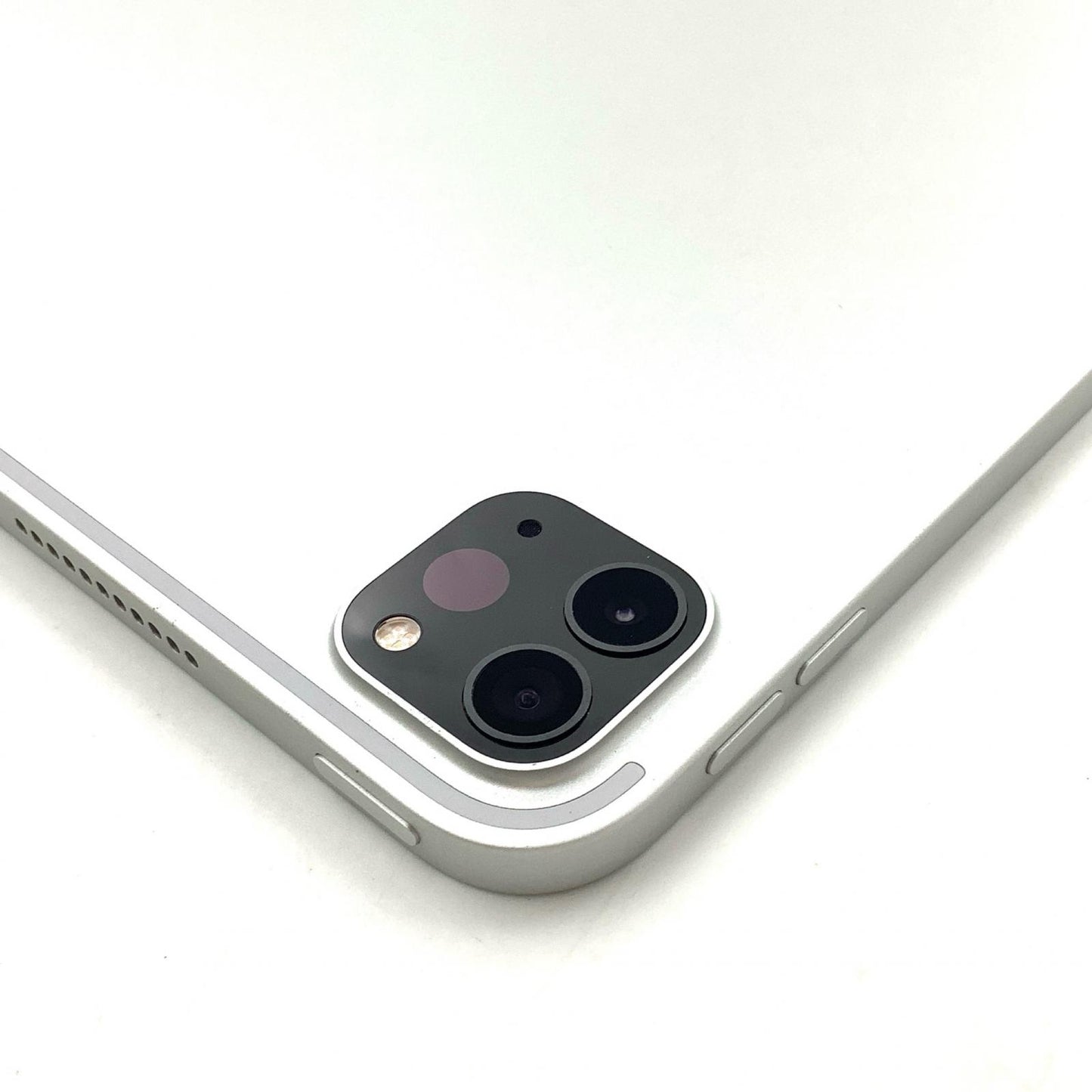 【全額返金保証】【最速発送】Apple iPad Pro 12.9インチ 第5世代 256GB シルバー Wi-Fi 動作確認済