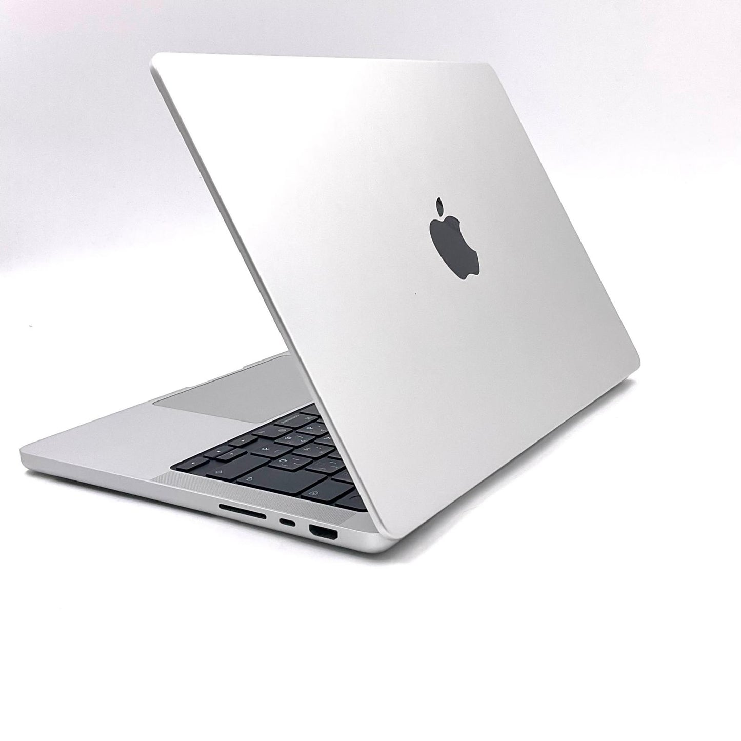 【全額返金保証】【最速発送】Apple MacBook Pro Pro 14インチ 2021 Apple M1 Pro 32GB SSD 512GB シルバー 92% 超美品 動作確認済