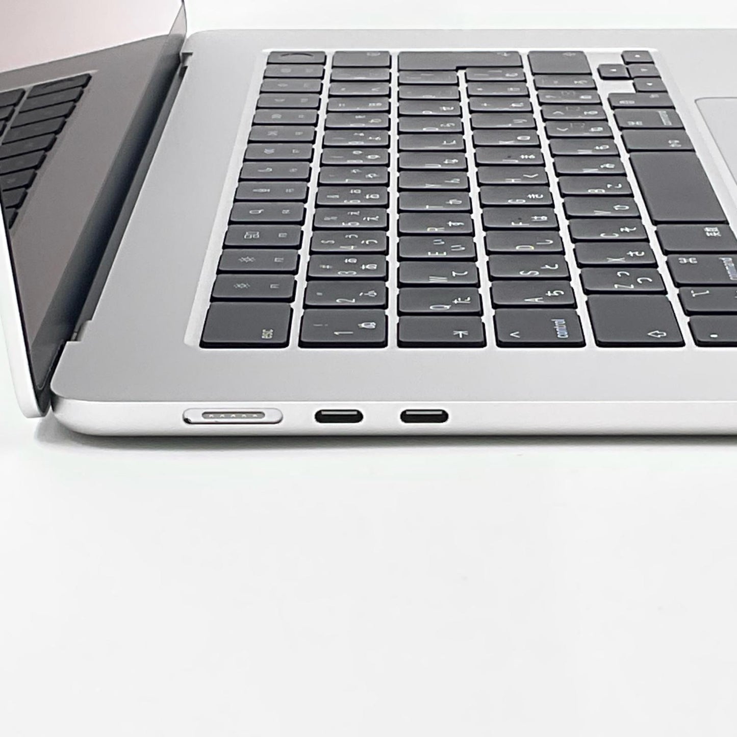 【全額返金保証】【最速発送】Apple MacBook Air Air 15インチ 2024 Apple M3 16GB SSD 256GB シルバー 100% 超美品 動作確認済