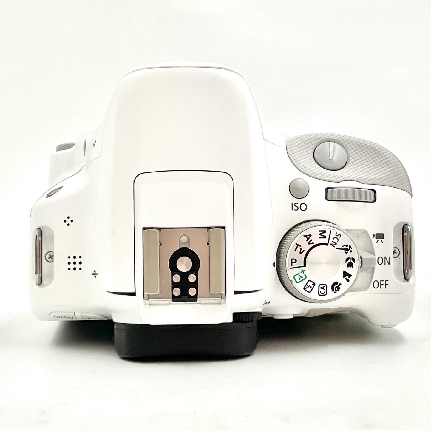 【全額返金保証】【最速発送】Canon デジタル一眼 EOS Kiss X7 ボディ ホワイト 美品 動作確認済