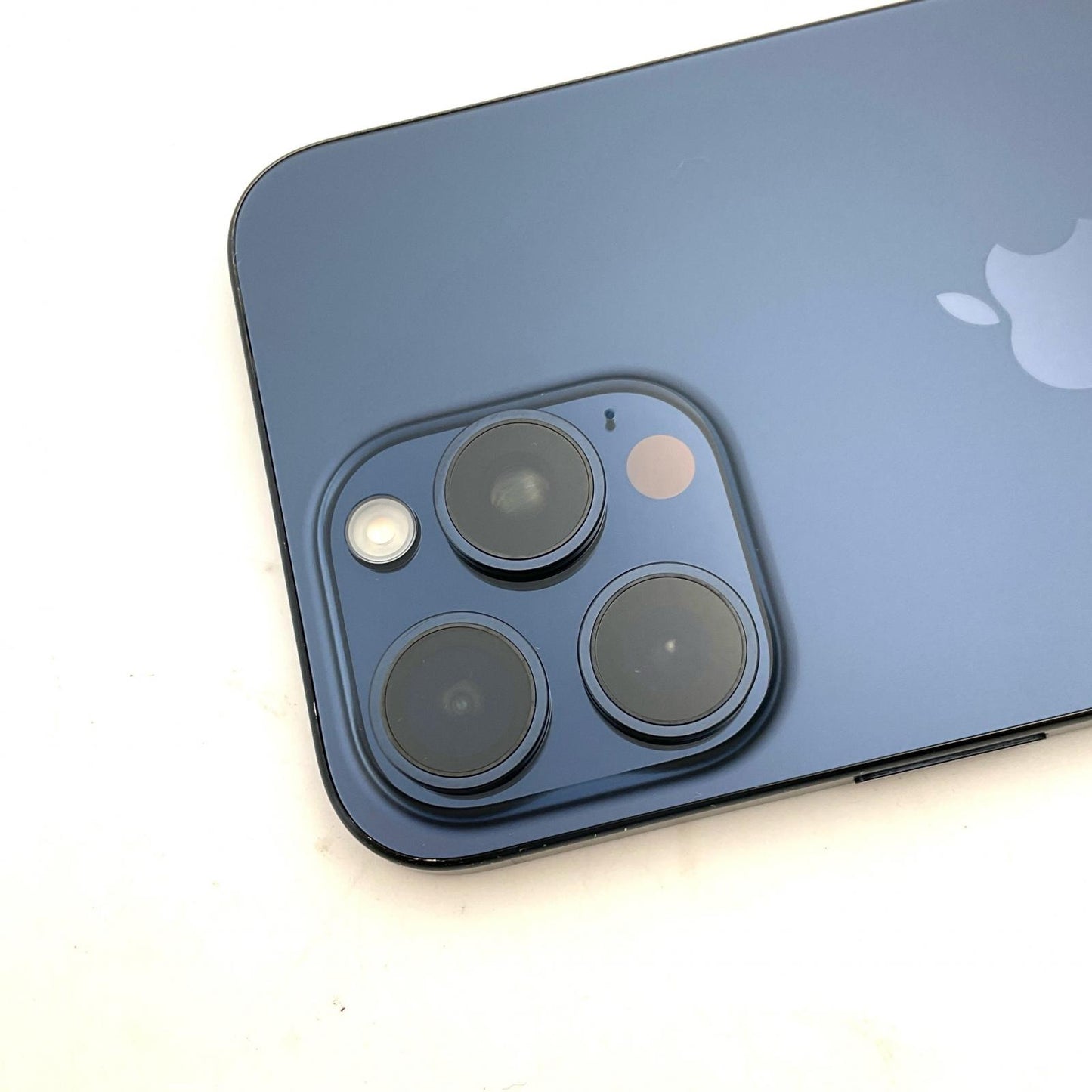 【全額返金保証】【最速発送】Apple iPhone iPhone 15 Pro Max 1TB ブルーチタニウム au SIMフリー 白ロム 美品 動作確認済 95%