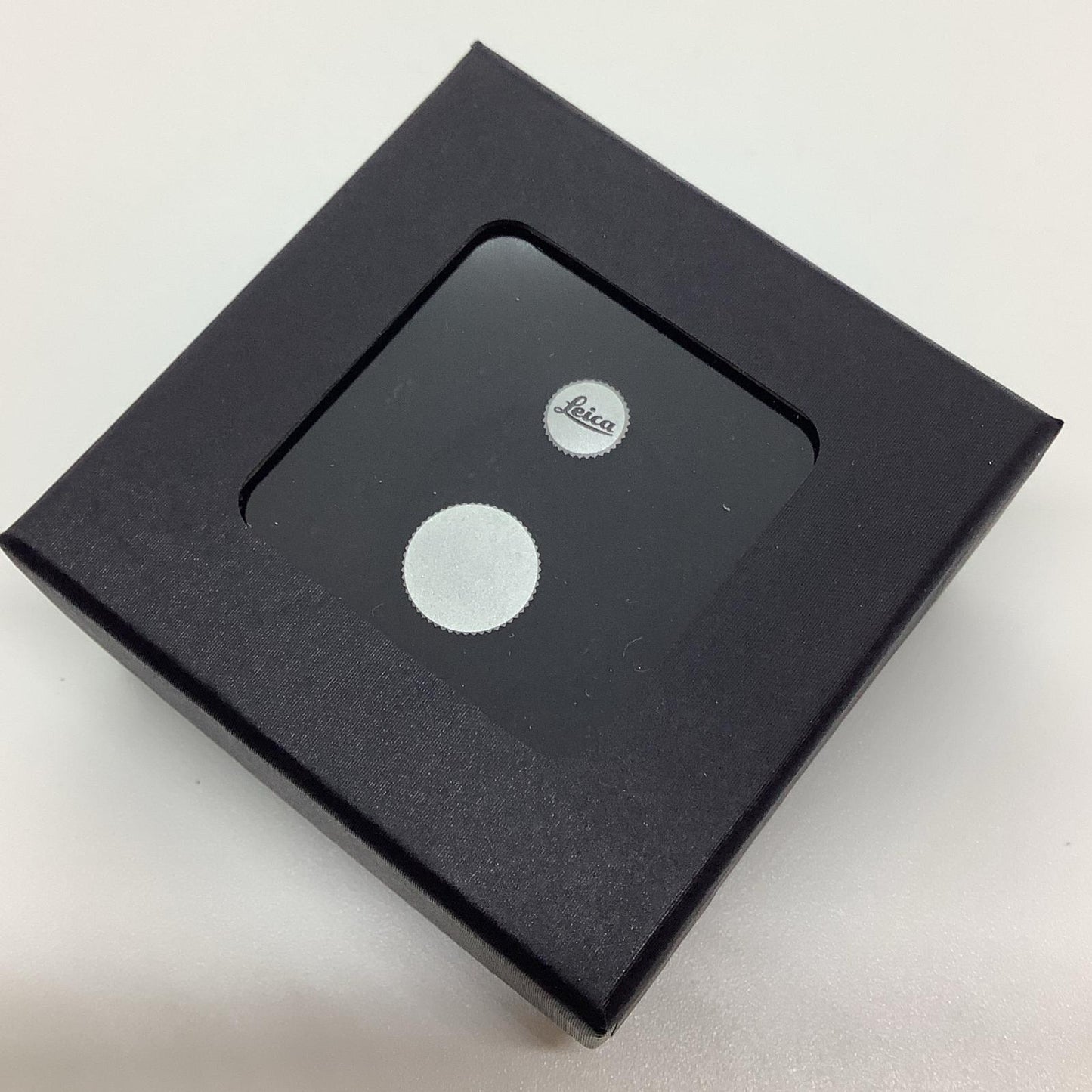 【全額返金保証】【最速発送】Leica Soft Release Button "LEICA,8mm" 14 016 超美品 動作確認済