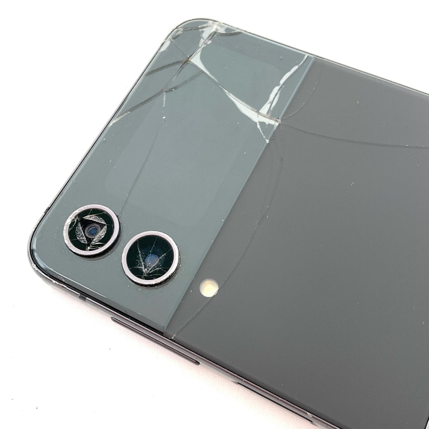 【最速発送】SAMSUNG Galaxy Z Flip4 128GB グラファイト 楽天モバイル SM-F721C 白ロム【難有】