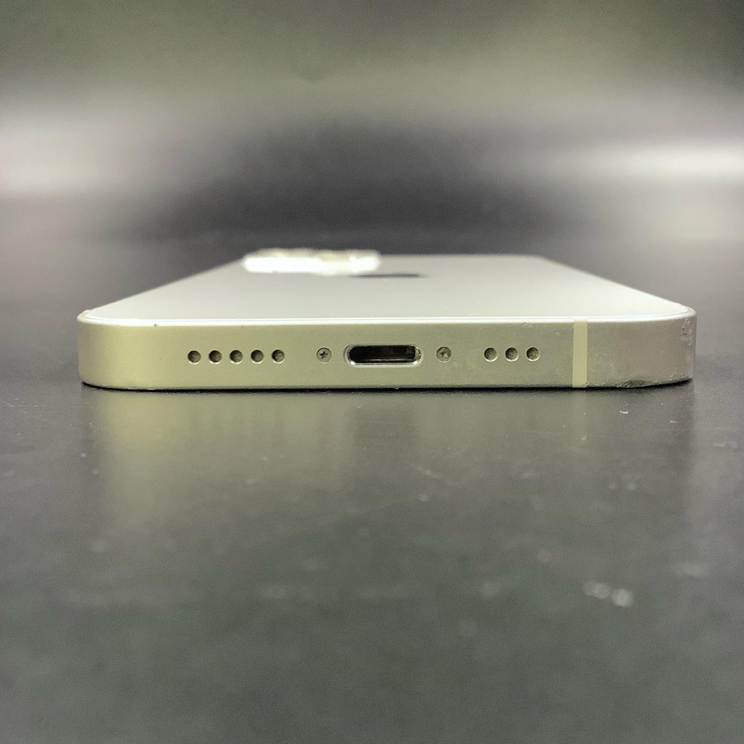 【全額返金保証】【最速発送】Apple iPhone iPhone 13 128GB スターライト Softbank SIMフリー 動作確認済 83%