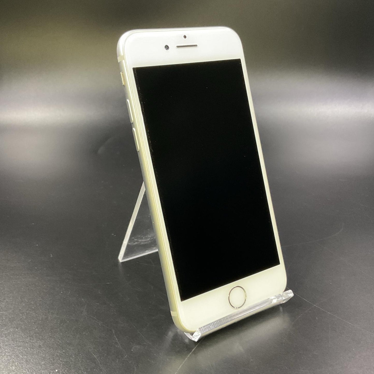 【最速発送】Apple iPhone iPhone 8 64GB シルバー docomo 白ロム【難有】 87%