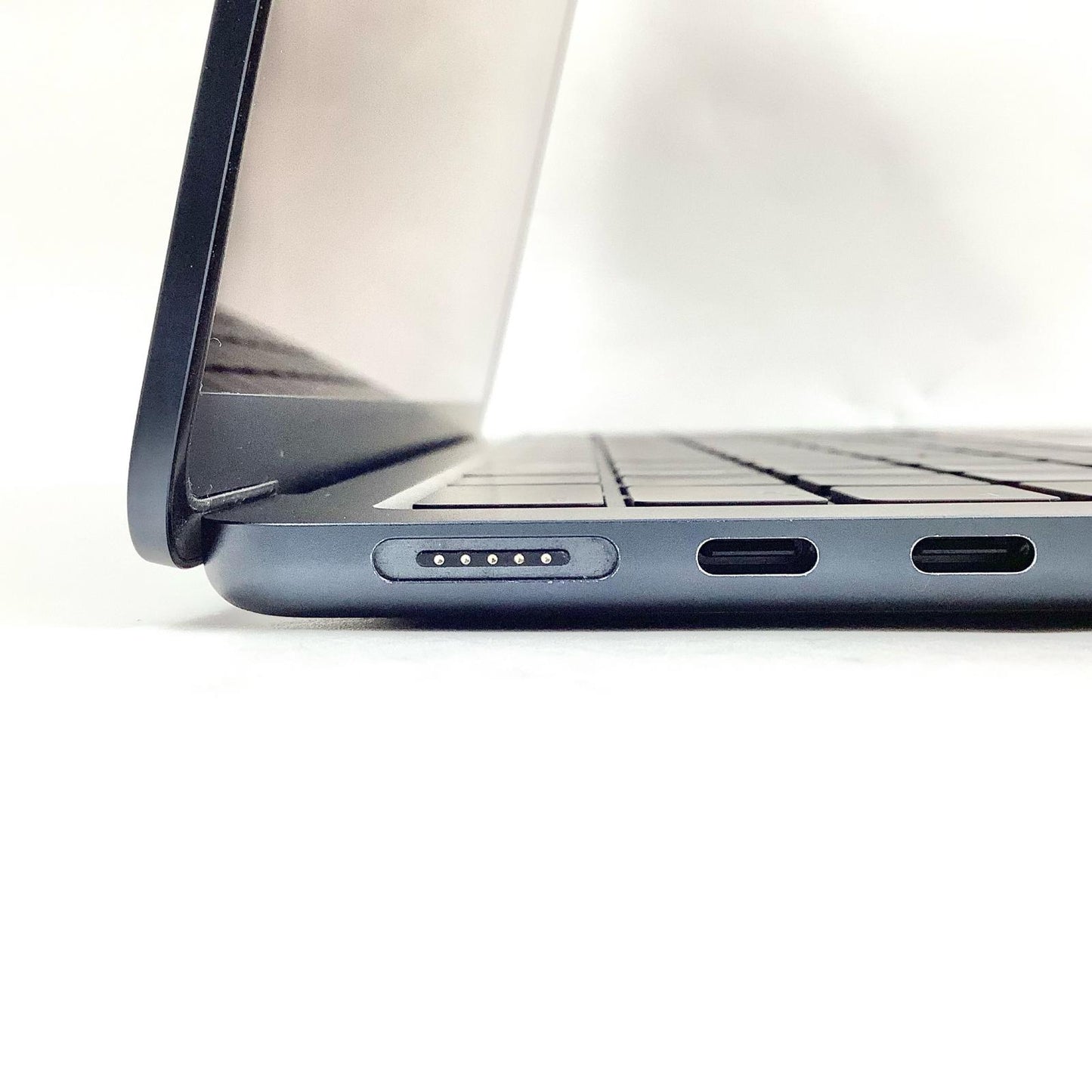 【全額返金保証】【最速発送】Apple MacBook Air 13インチ 2022 Apple M2 16GB SSD 1TB ミッドナイト 93% 動作確認済