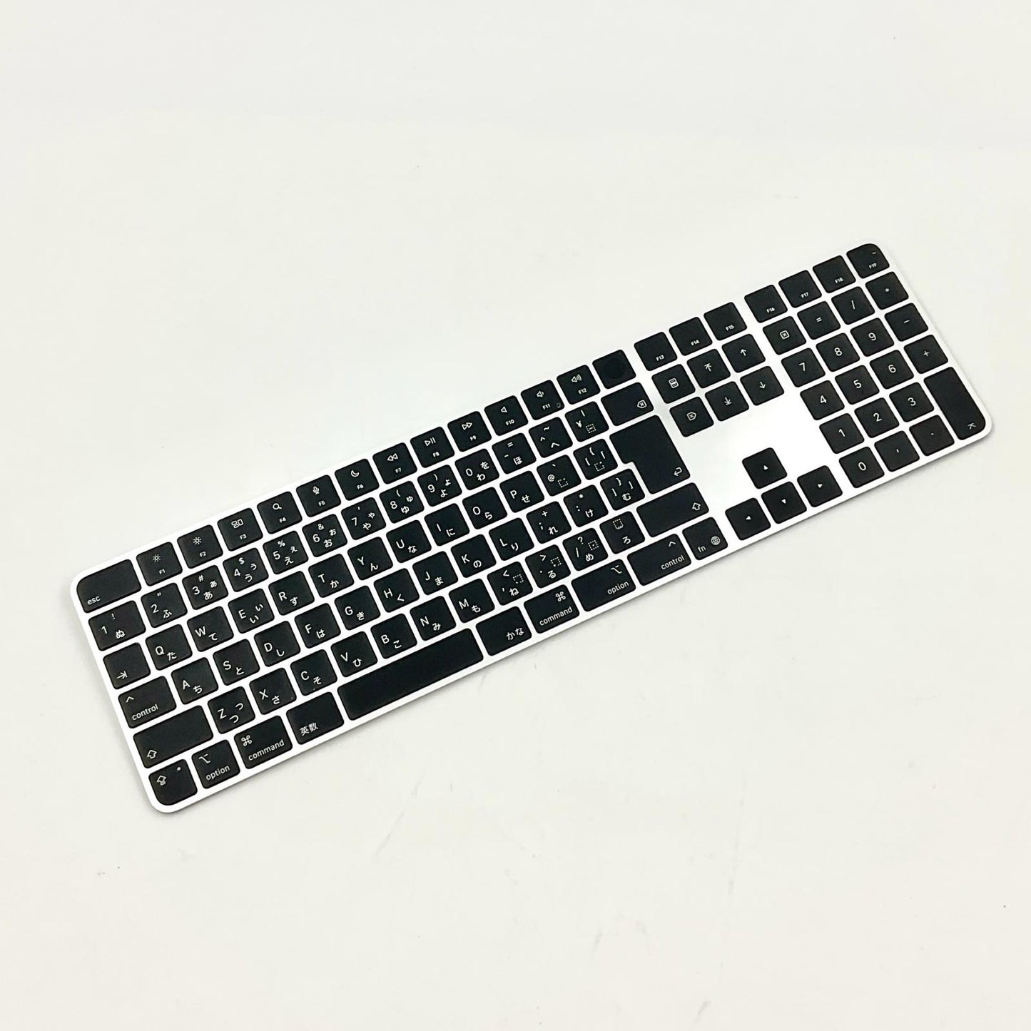 【全額返金保証】【最速発送】Apple Magic Keyboard with touch ID and Numeric Keyboard Black MXK83J/A 美品 動作確認済