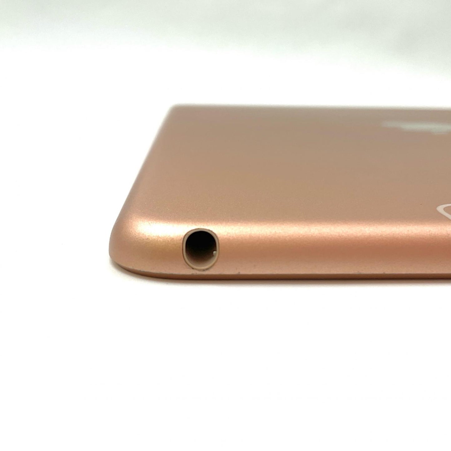 【全額返金保証】【最速発送】Apple iPad Air 10.5インチ 第3世代 256GB ゴールド WiFi+Cellular docomo 白ロム 動作確認済