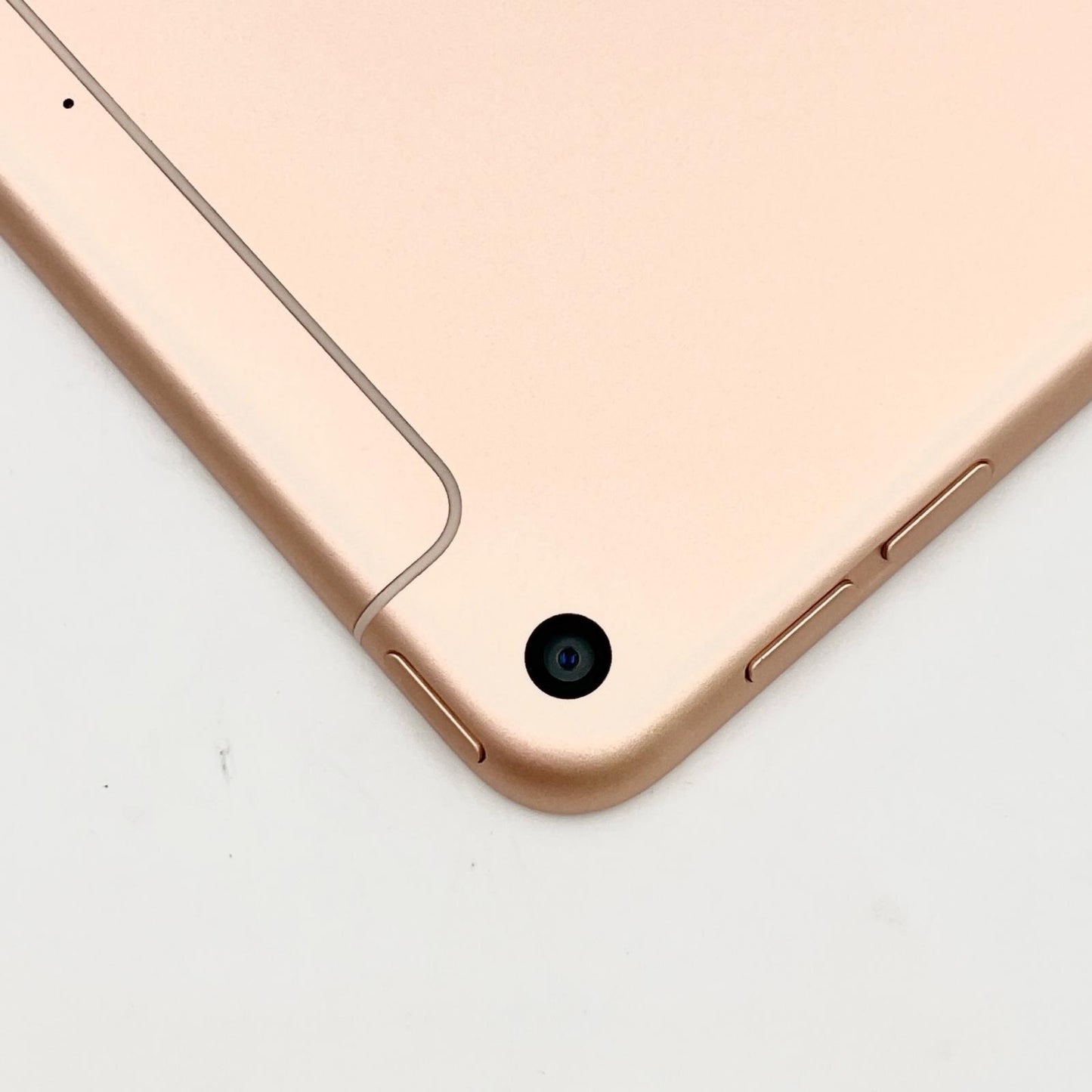 【全額返金保証】【最速発送】Apple iPad mini 7.9インチ 第5世代 64GB ゴールド WiFi+Cellular docomo 白ロム 美品 動作確認済