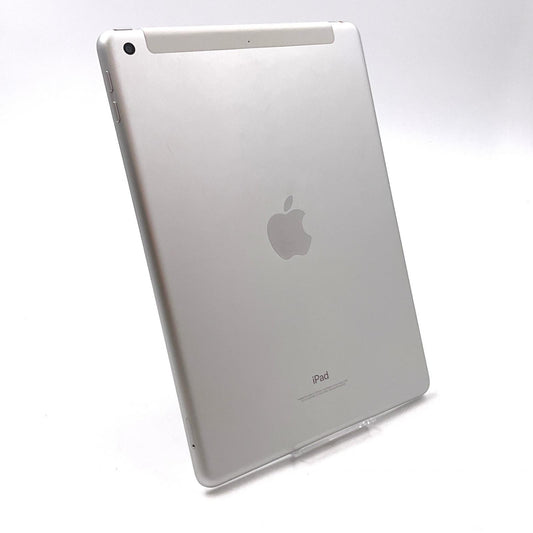 【全額返金保証】【最速発送】Apple iPad iPad 9.7インチ 第6世代 32GB シルバー WiFi+Cellular docomo 白ロム 動作確認済