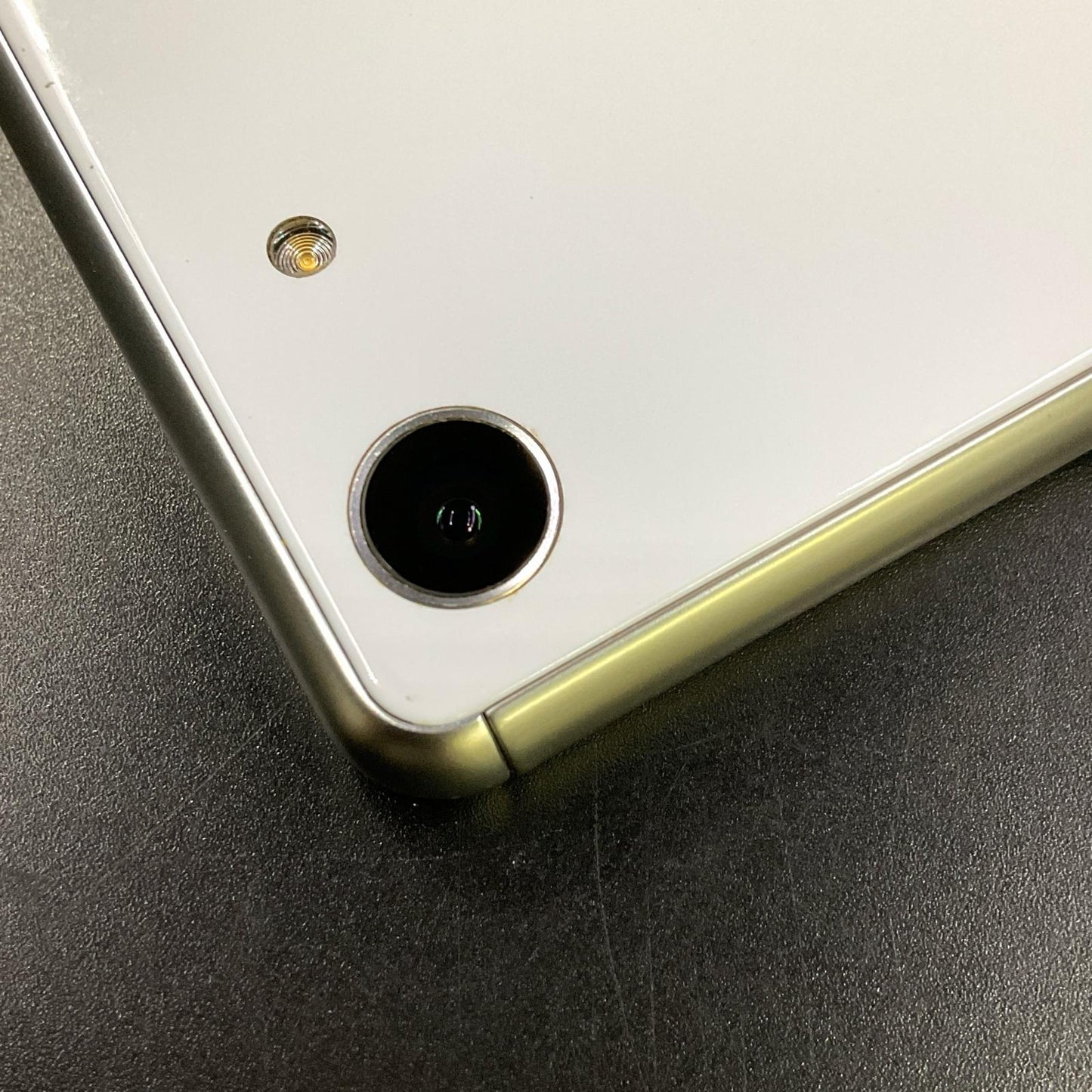 【全額返金保証】【最速発送】Sony Xperia Ace 64GB ホワイト docomo SO-02L 白ロム 動作確認済