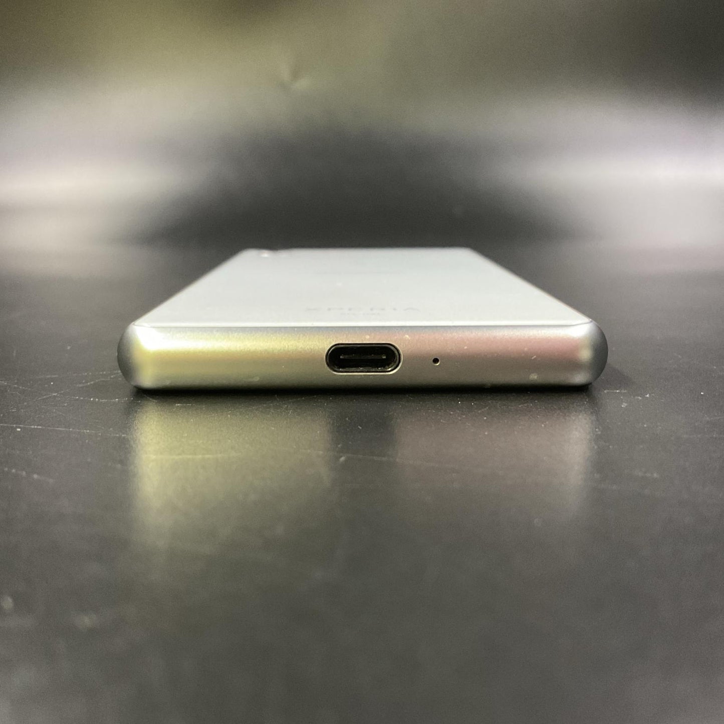 【全額返金保証】【最速発送】Sony Xperia Ace 64GB ホワイト docomo SO-02L 白ロム 動作確認済