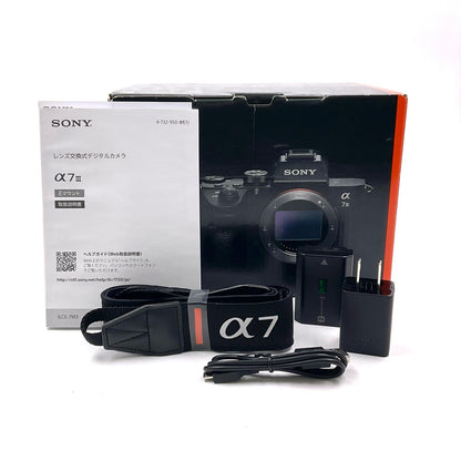 【全額返金保証】【最速発送】Sony デジタル一眼 α7 III ILCE-7M3 ボディ ブラック 動作確認済